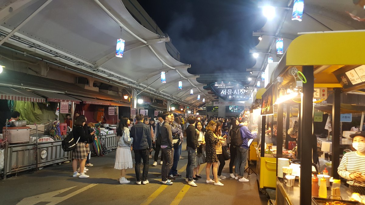 Food stalls at Seomun Night Market